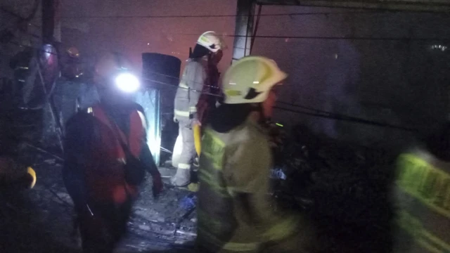 15 Rumah Terbakar di Cilincing, Satu Warga Alami Luka