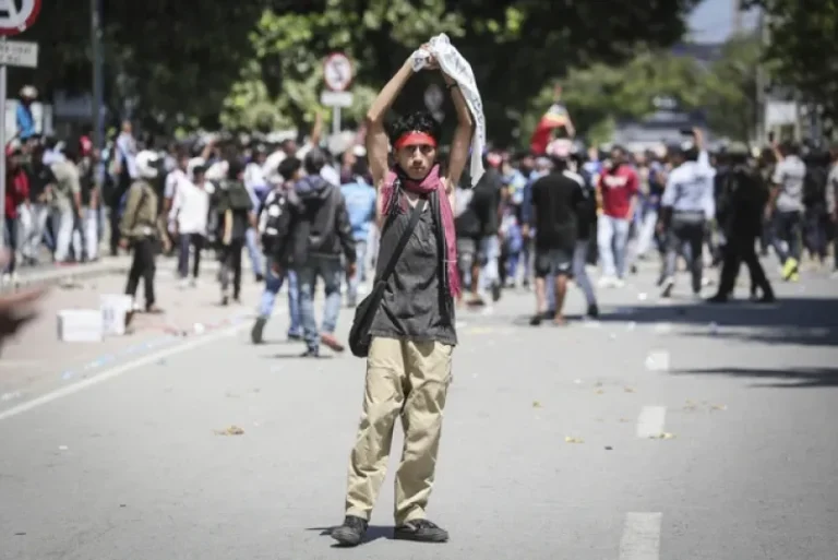 2025-09-15-19-48-17-01k56mpxda12p7zps23d58gbt8-default