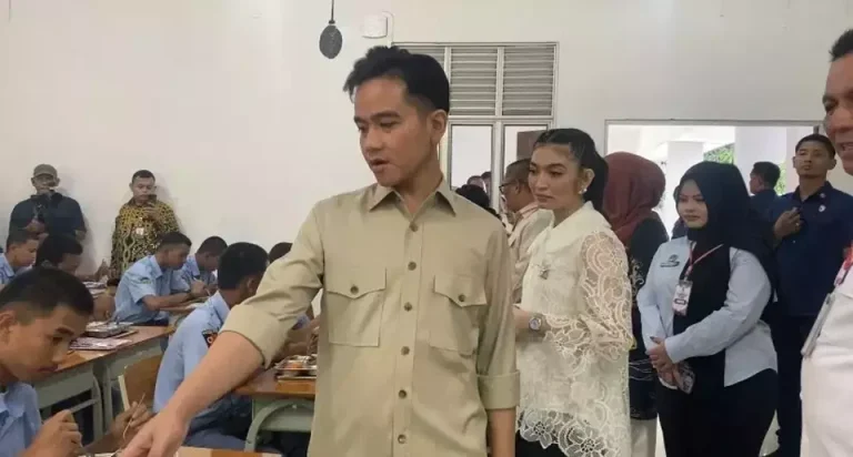 Gibran Tinjau Program Makan Bergizi Gratis di Batam