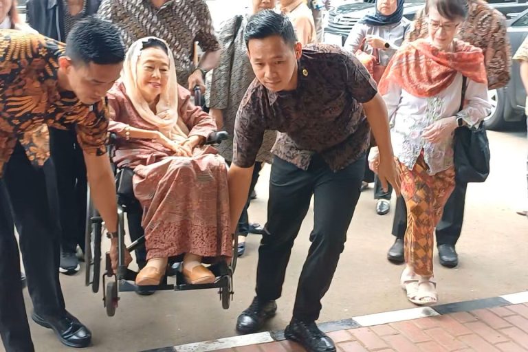 Istri Gus Dur Sambangi Polda Metro, Temui Aktivis Ditahan