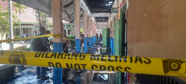 Kebakaran SMPN 20 Jambi