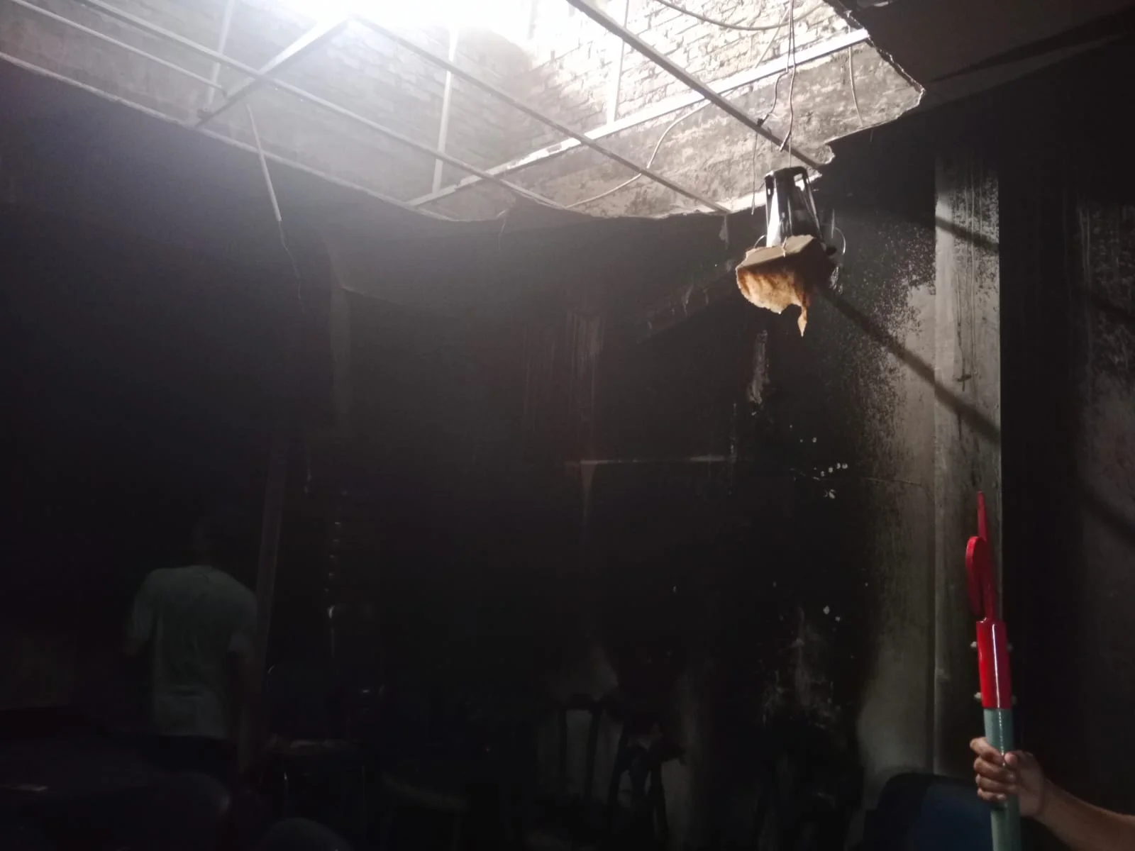 Kebakaran di lantai 2 Gedung LPP RRI Nunukan