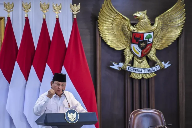 Prabowo Kumpulkan Menteri Ekonomi Bahas Stimulus Baru