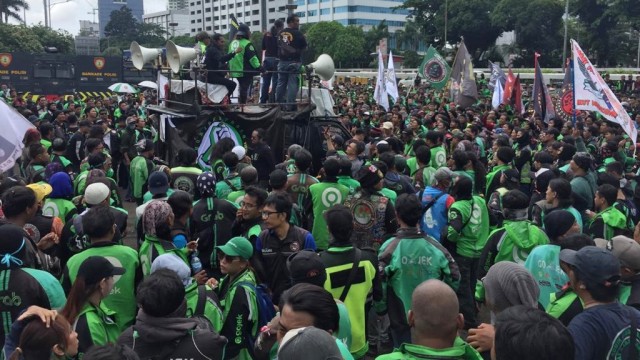 Ribuan Ojol Demo 17 September