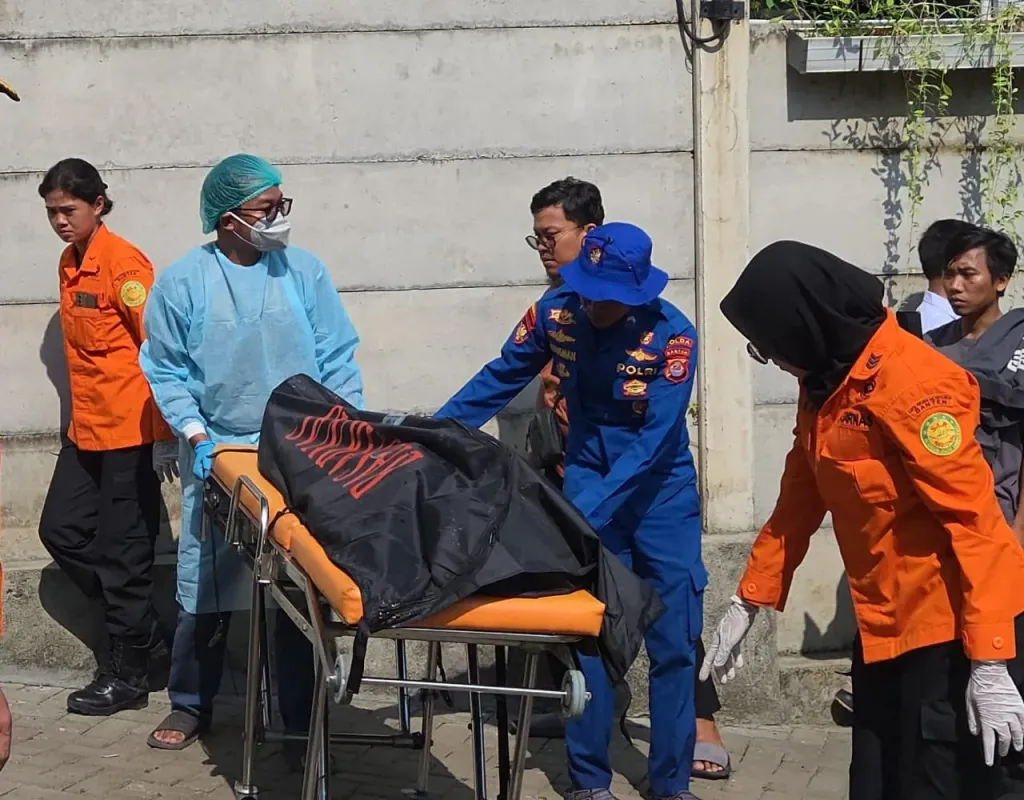 Tiga Hari Hilang, Santri Tenggelam di Anyer Ditemukan Tewas