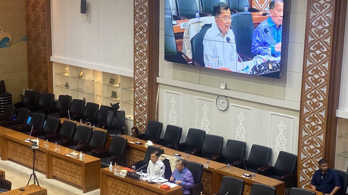 jusuf_kalla_saat_rdpu_bersama_baleg_dpr_ri