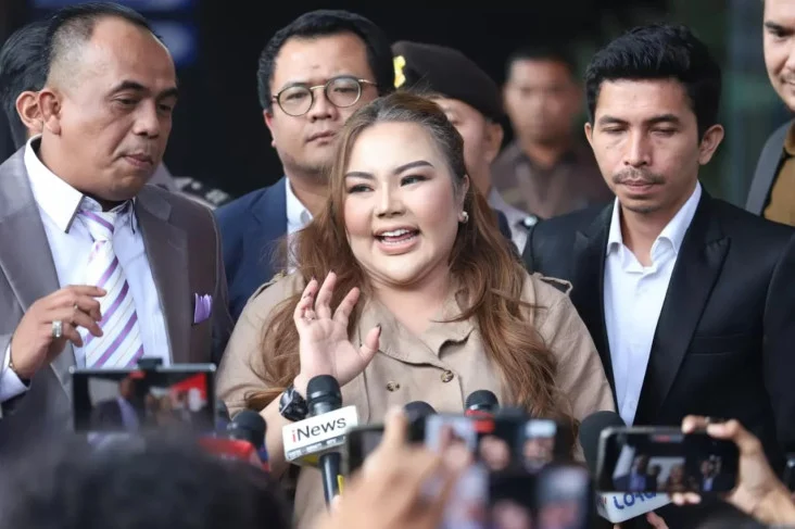 kasus-pencemaran-nama-baik-ridwan-kamil-lisa-mariana-diperiksa-bareskrim-besok-iko