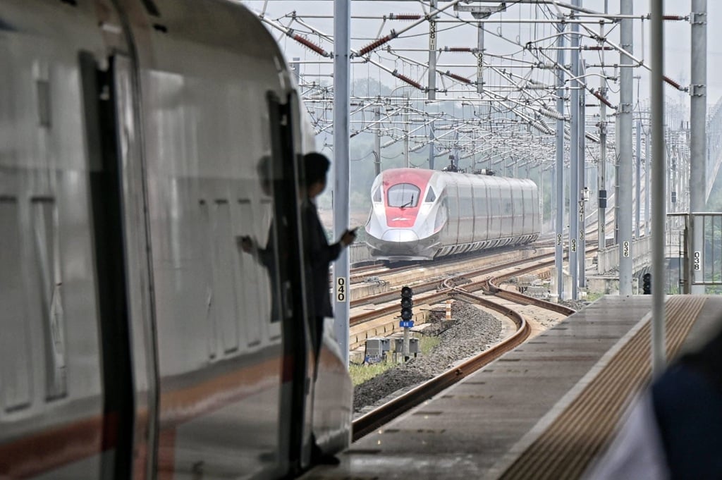 stasiun_whoosh_karawang