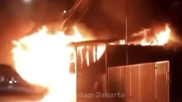 Kebakaran Rumah Makan di Jakarta Barat