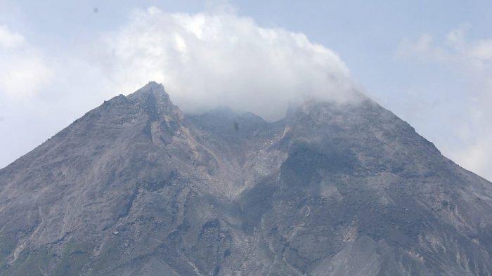 merapi-dilihat-dari-kemalang-klaten