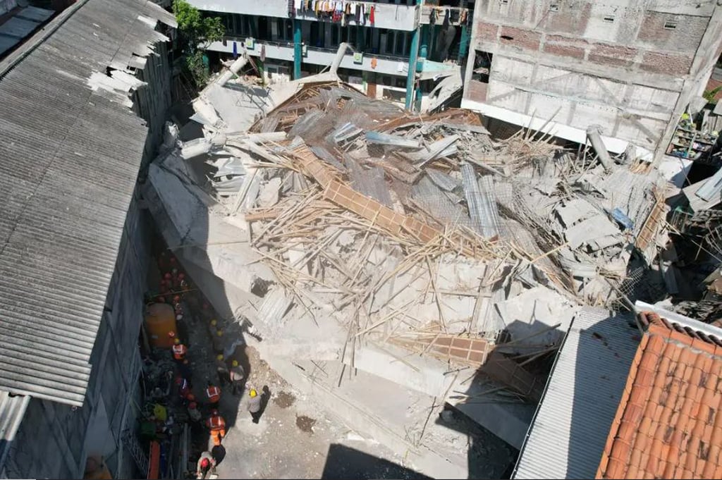 musala_ambruk_di_ponpes_al_khoziny