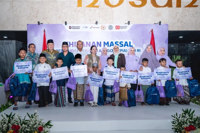 puan-apresiasi-gelaran-khitanan-massal-inisiasi-para-istri-anggota-dpr