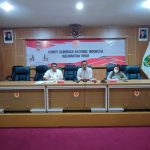 ketua-panitia-pelaksana-nidya-listiono-saat-menjelaskan-alasan-pelantikan-pengurus-koni-kaltim-diundur-istimewa-6a4e319c7c9ae